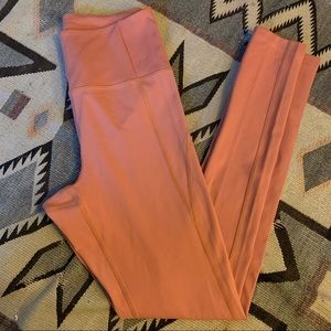 girlfriend collective 7/8 leggings in trail size S